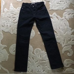 Levi’s high waisted black 512 Skinny 8